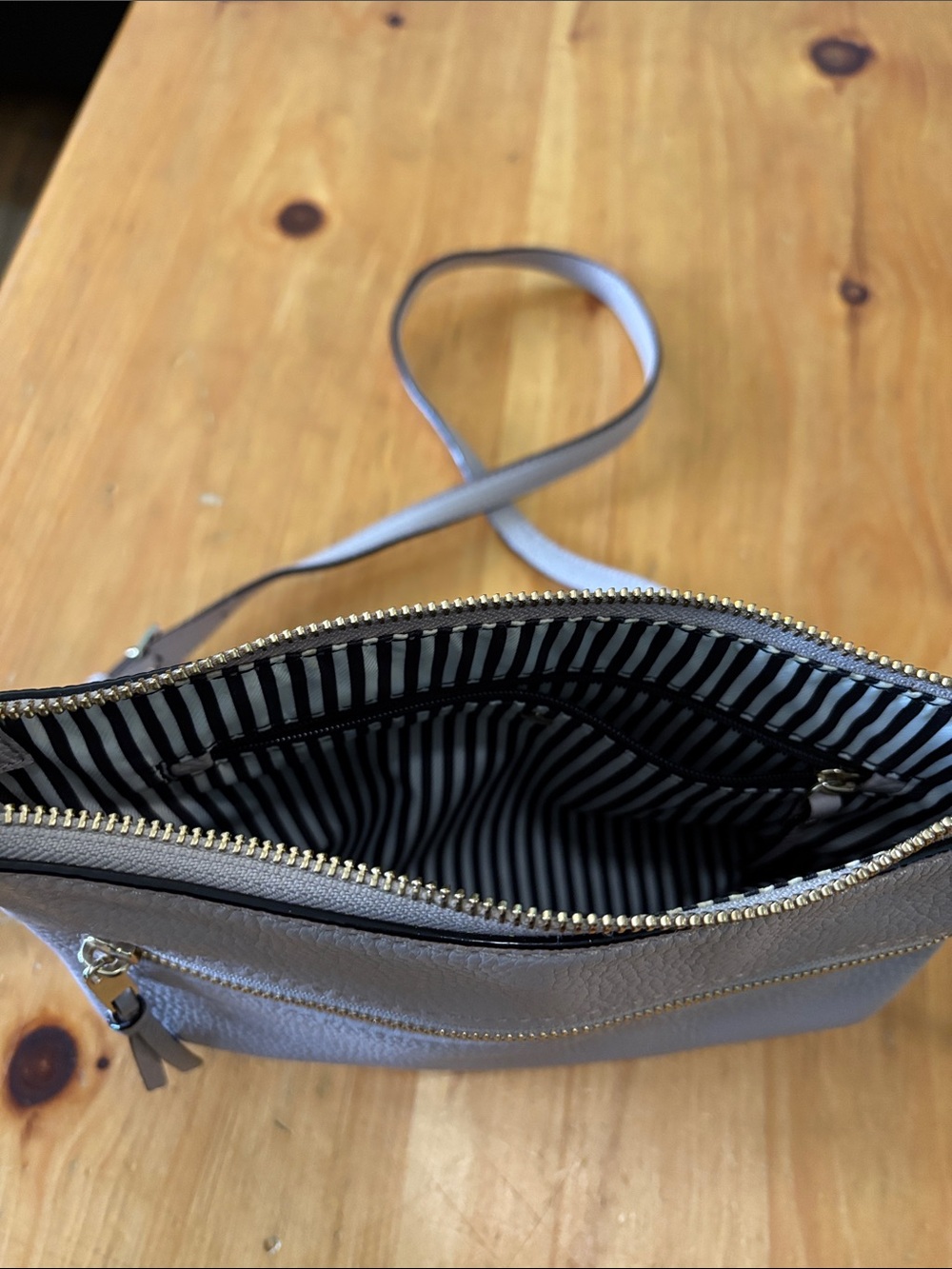 ♠️KATE SPADE - Jackson Street Gabriele Bag - Picture 9 of 15